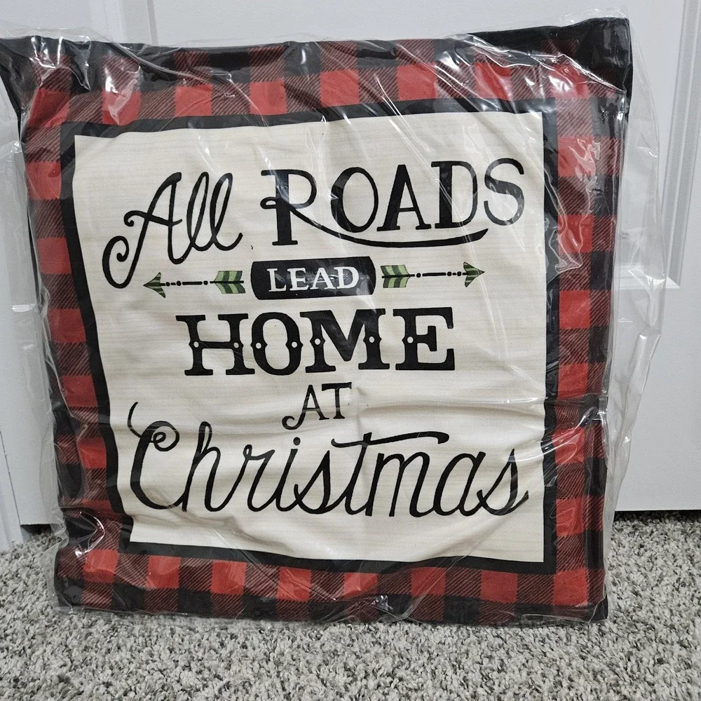 NWT 18 x 18‎ Accent Pillow Country Christmas All Roads Lead Home VIRAH BELLA